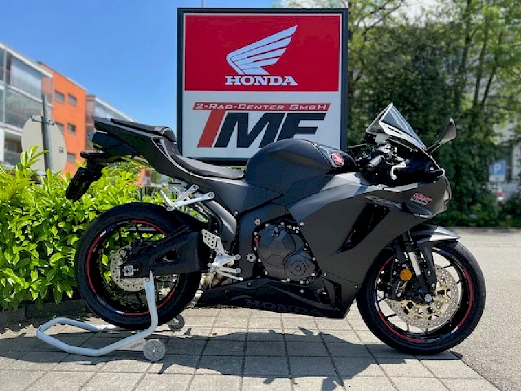 HONDA CBR600RA BLACK-BEAUTY